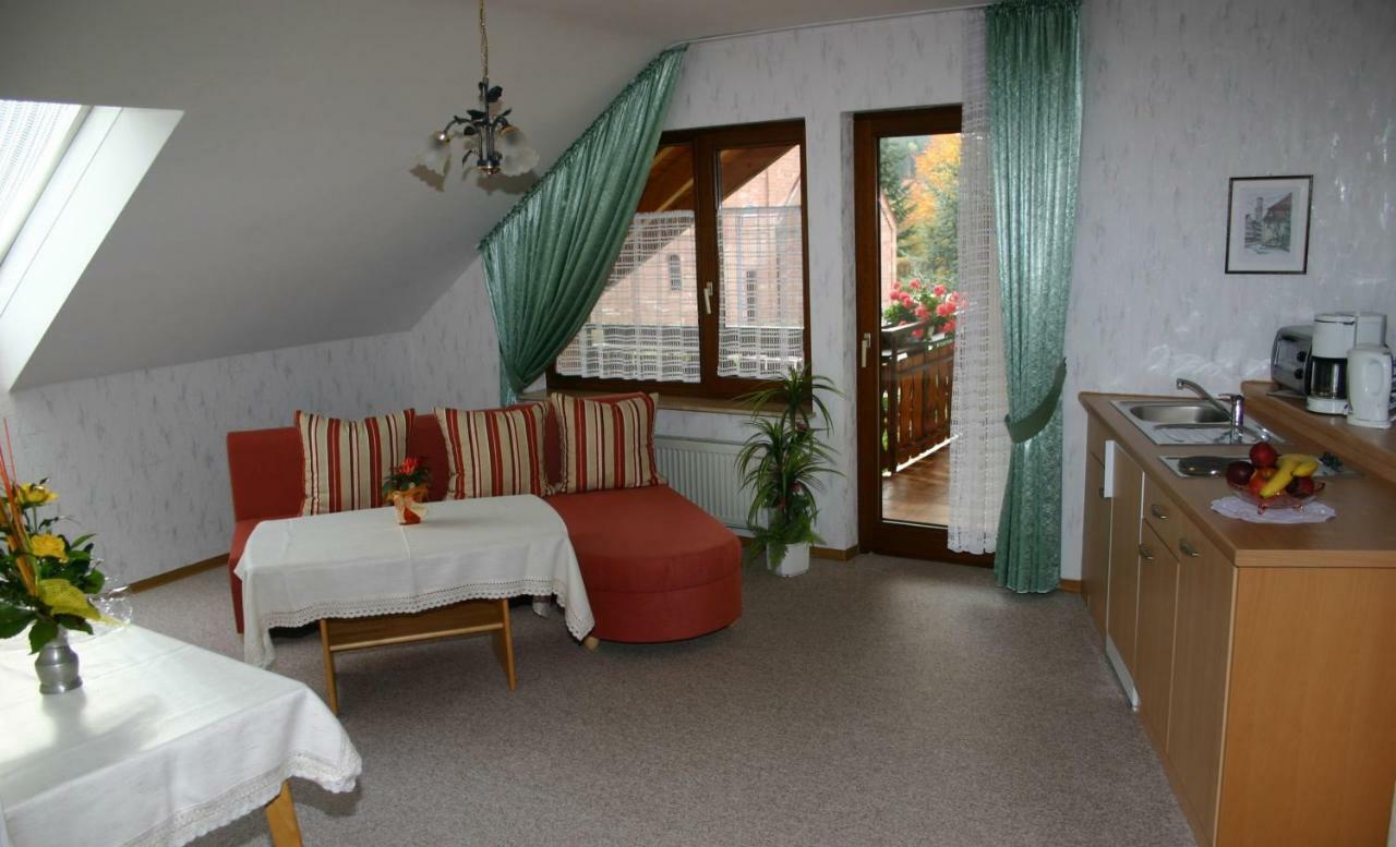 Ferienwohnung ENZTALPERLE Enzklösterle Exterior foto